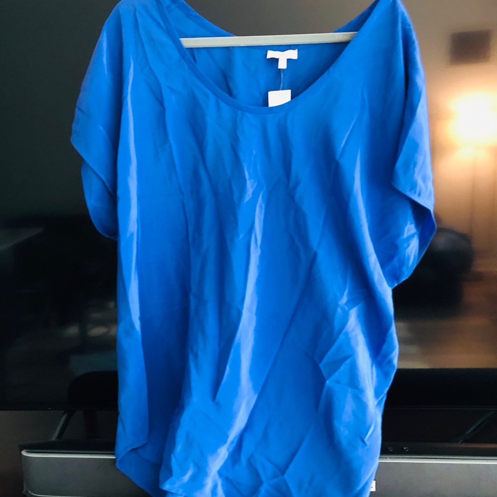 Comfortable oversized Joie tunic in periwinkle - Picture 3 of 5